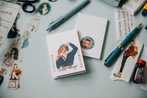 Memo pad | Photography girl