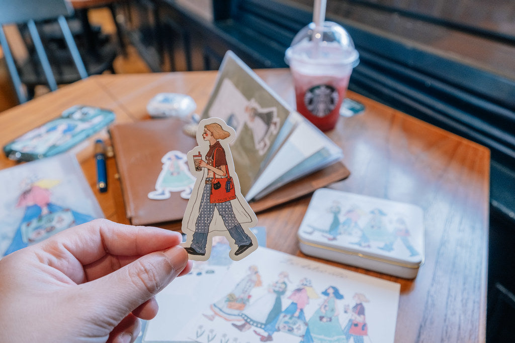 Tin box sticker set | We move forward happily