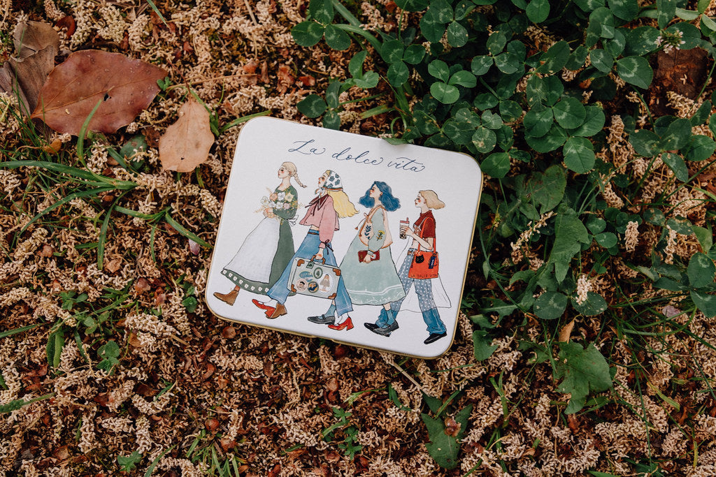 Tin box sticker set | We move forward happily