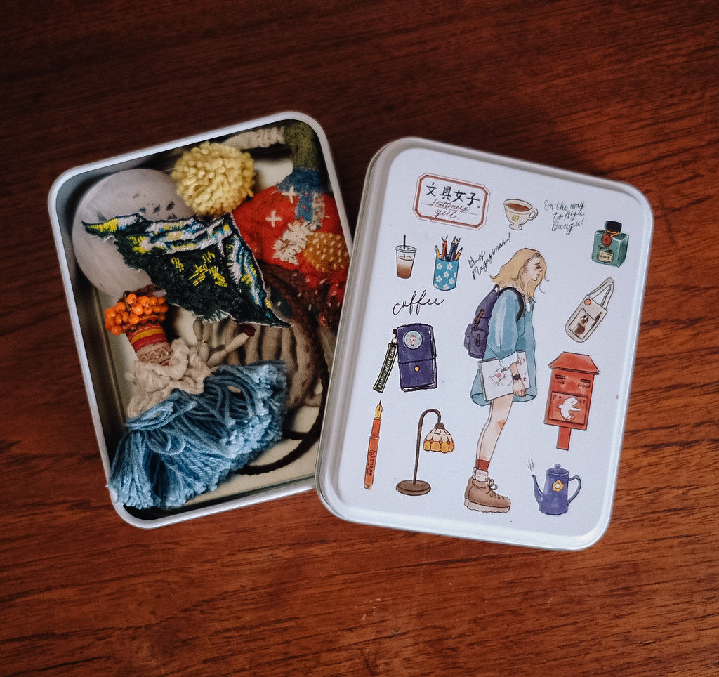 Tin Box (with variants)