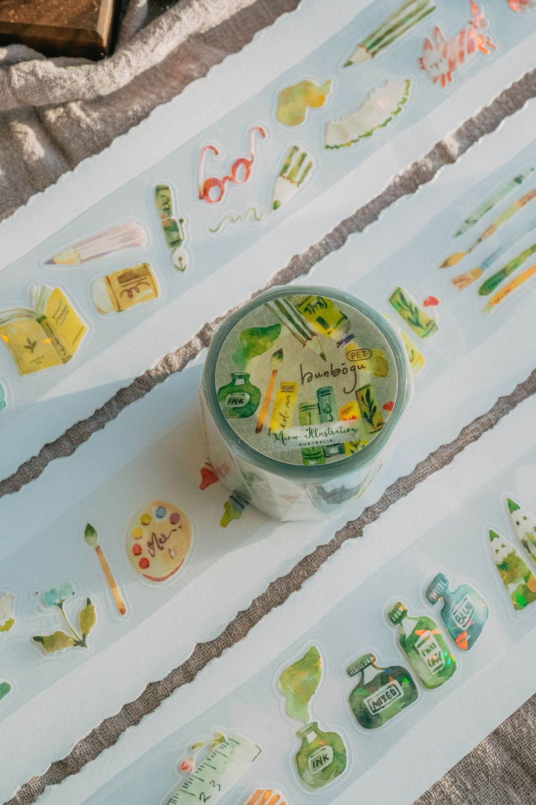 (Incoming Stock) Kiss-cut Glossy PET Tape | Bunbōgu (3.5cm) (with Iridescent Foil)