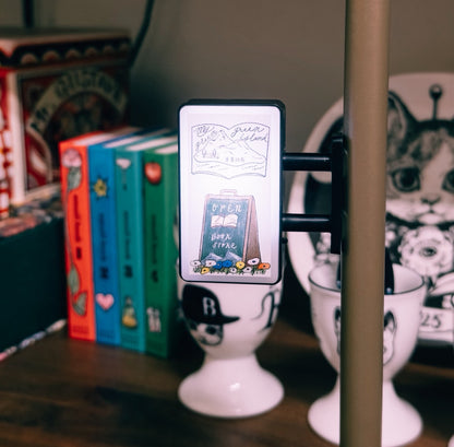 Magnetic light box | Life in a bookstore