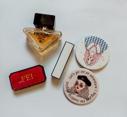 Portable Mirror | Chic girl