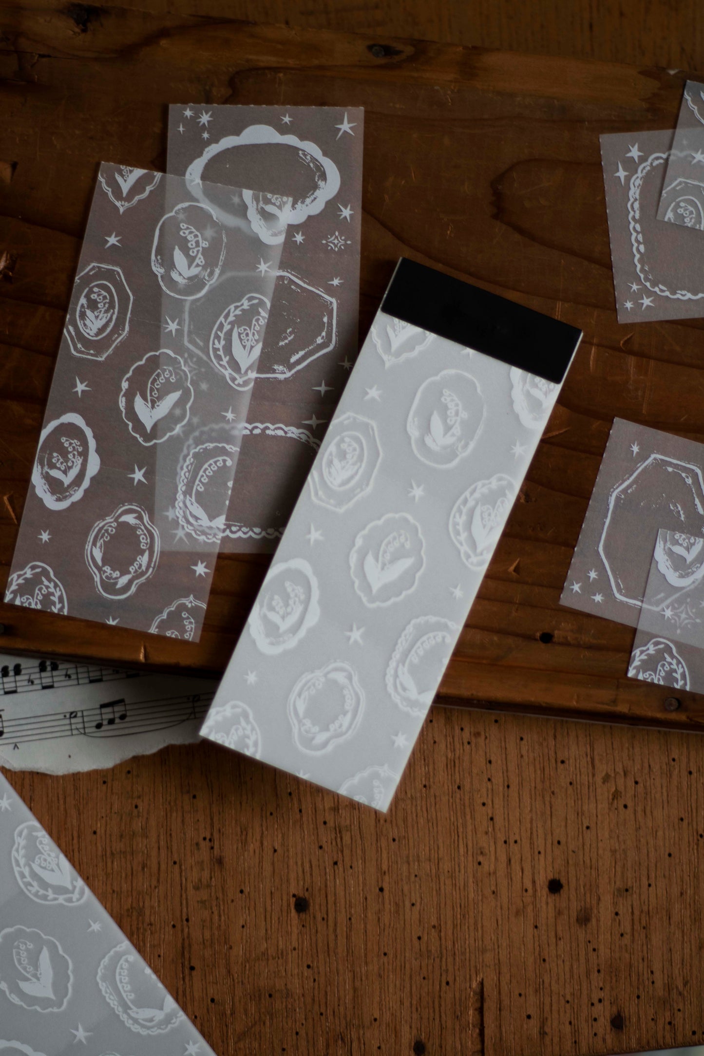 Tracing Paper Memo Pad | Lily of the Valley Collection – Flower Tray