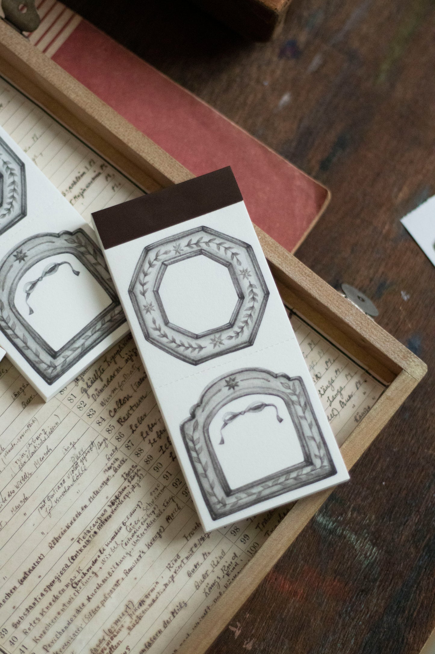 Loi Design Letter Pad | Star Frame