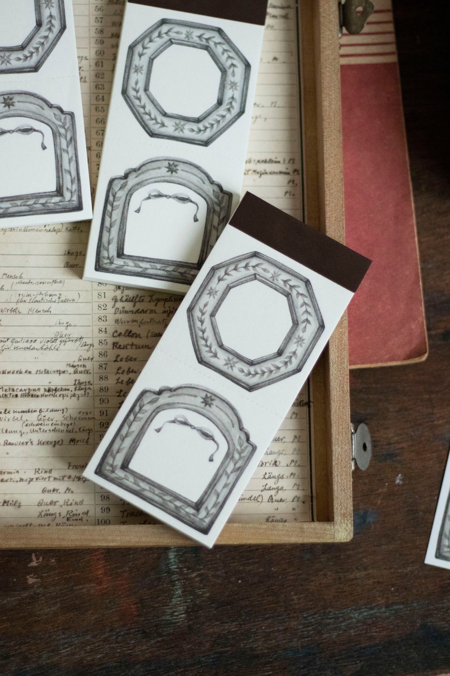 Loi Design Letter Pad | Star Frame