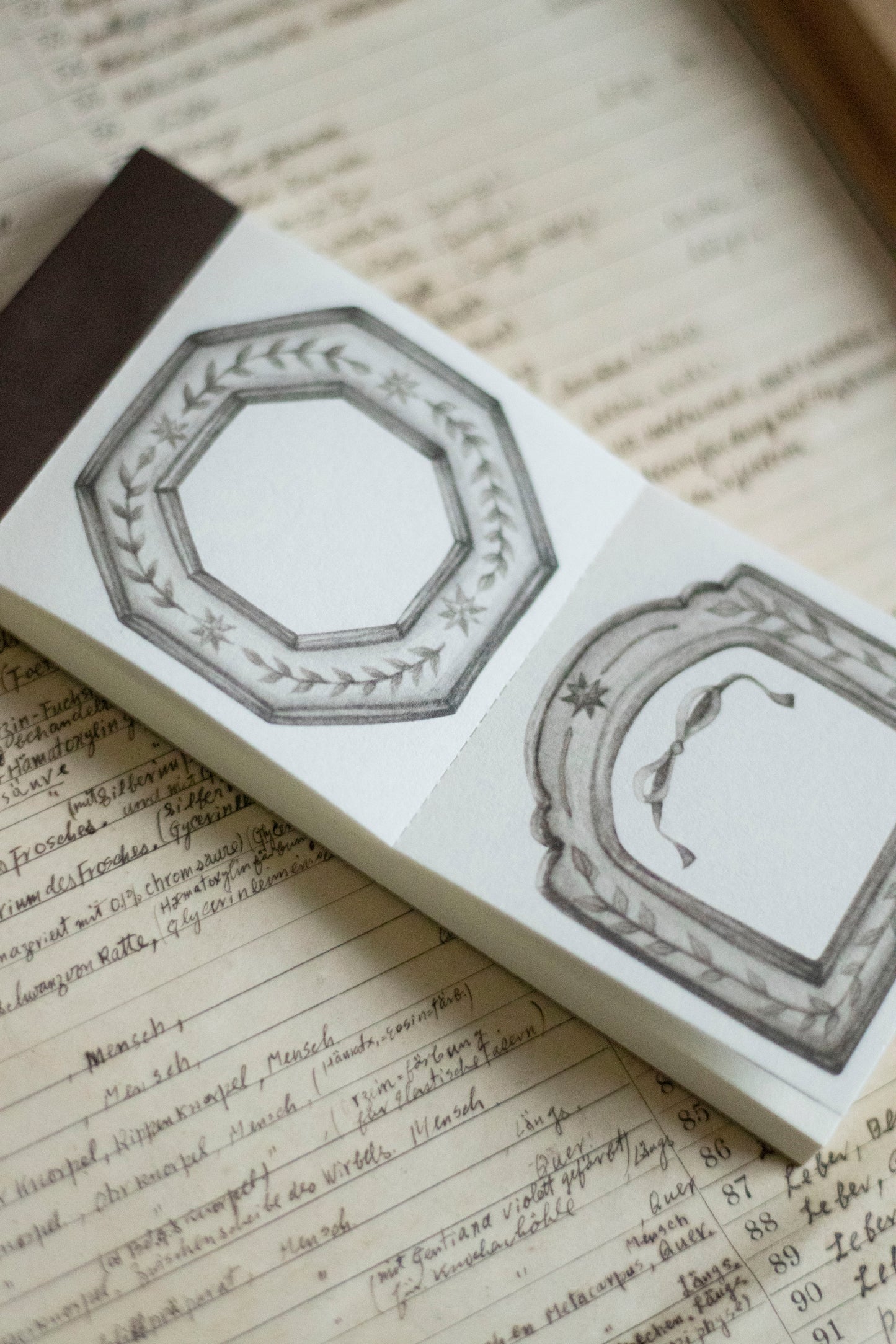 Loi Design Letter Pad | Star Frame