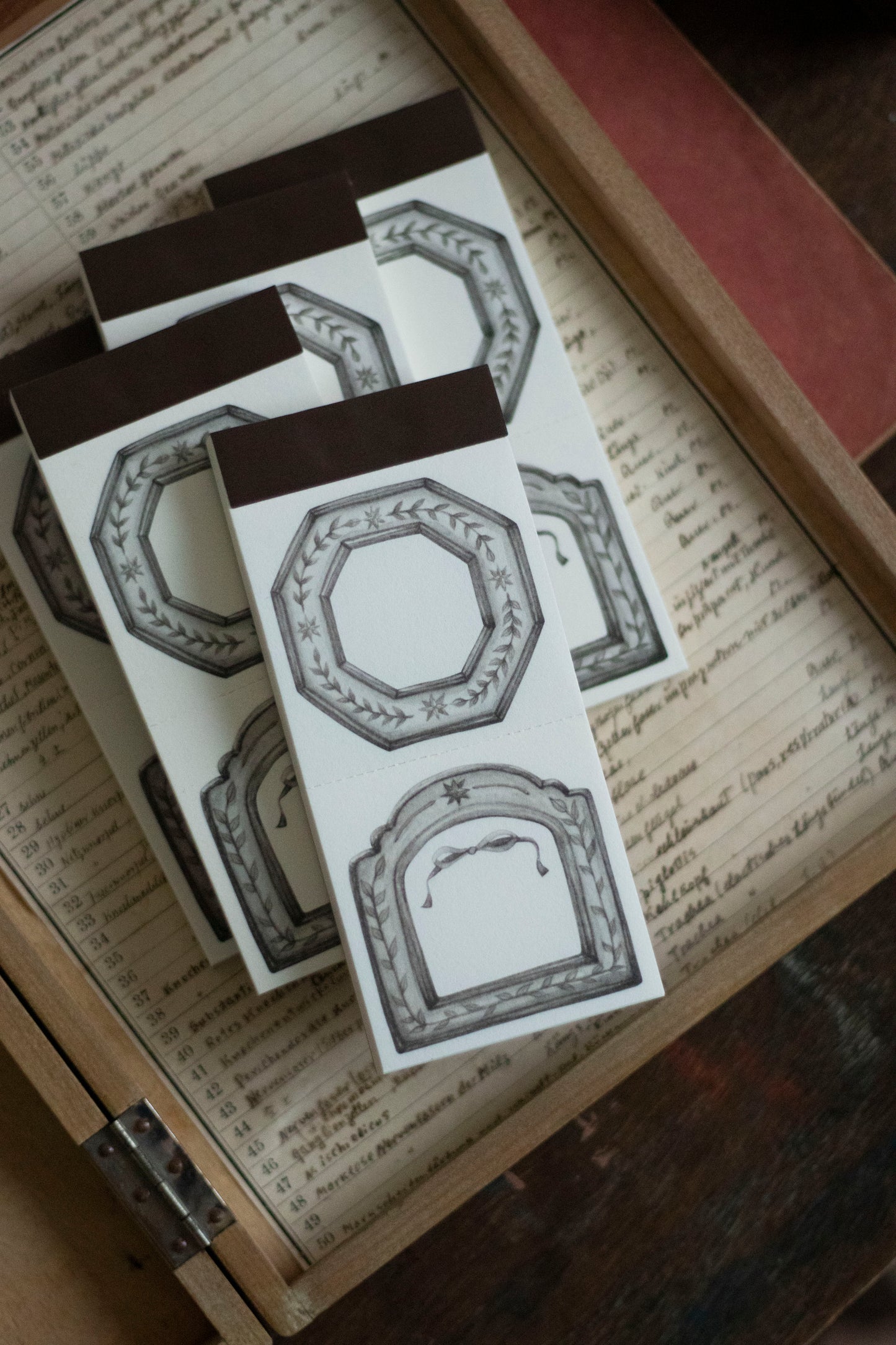 Loi Design Letter Pad | Star Frame