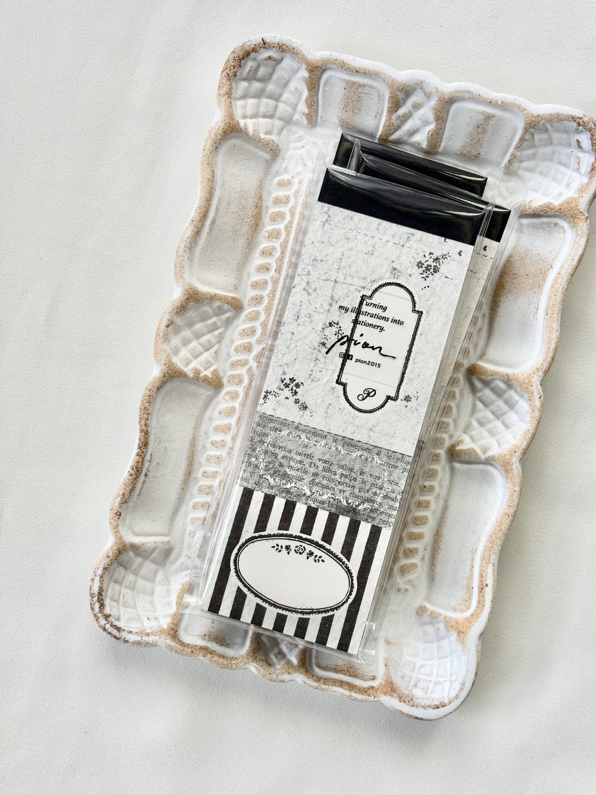 (PRE ORDER) Pion Memo Pad | Black Pages
