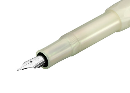 Lunar Sport | Fountain Pen LIGHT GREEN (Spring 2026)