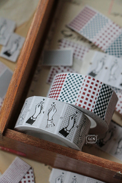 Label Sticker Roll | Finger heart (2.2cm)